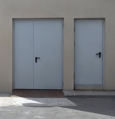 Двери разной конструкции Двери разной конструкции