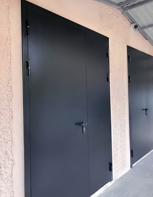 Черные огнестойкие двери Черные огнестойкие двери