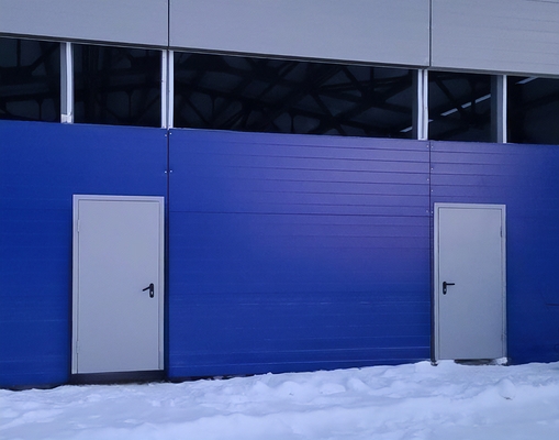 Двери однопольной конструкции