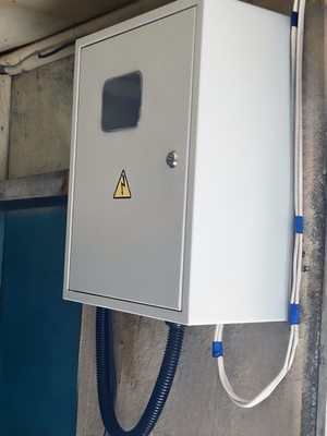 Настенный шкаф