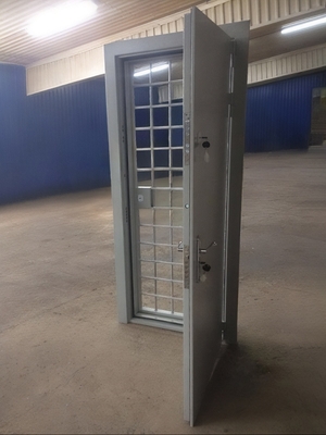 Дверь для комнат хранения Дверь для комнат хранения