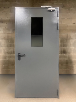 Огнестойкая дверь с доводчиком